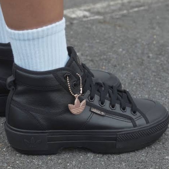 adidas Black High-Top Sneakers Nizza Treck - Picture 1 of 9